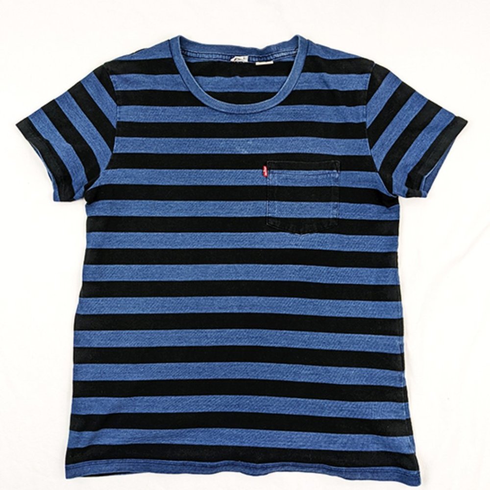 *SALE*2 FOR 20*Levi's Navy & Blue Stripe Pocket Tee Size S